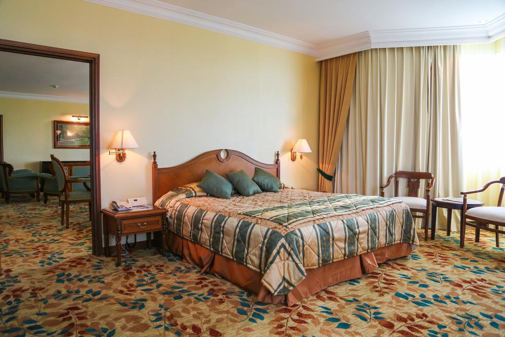 Mulia Hotel Бандар-Сери-Бегаван Экстерьер фото