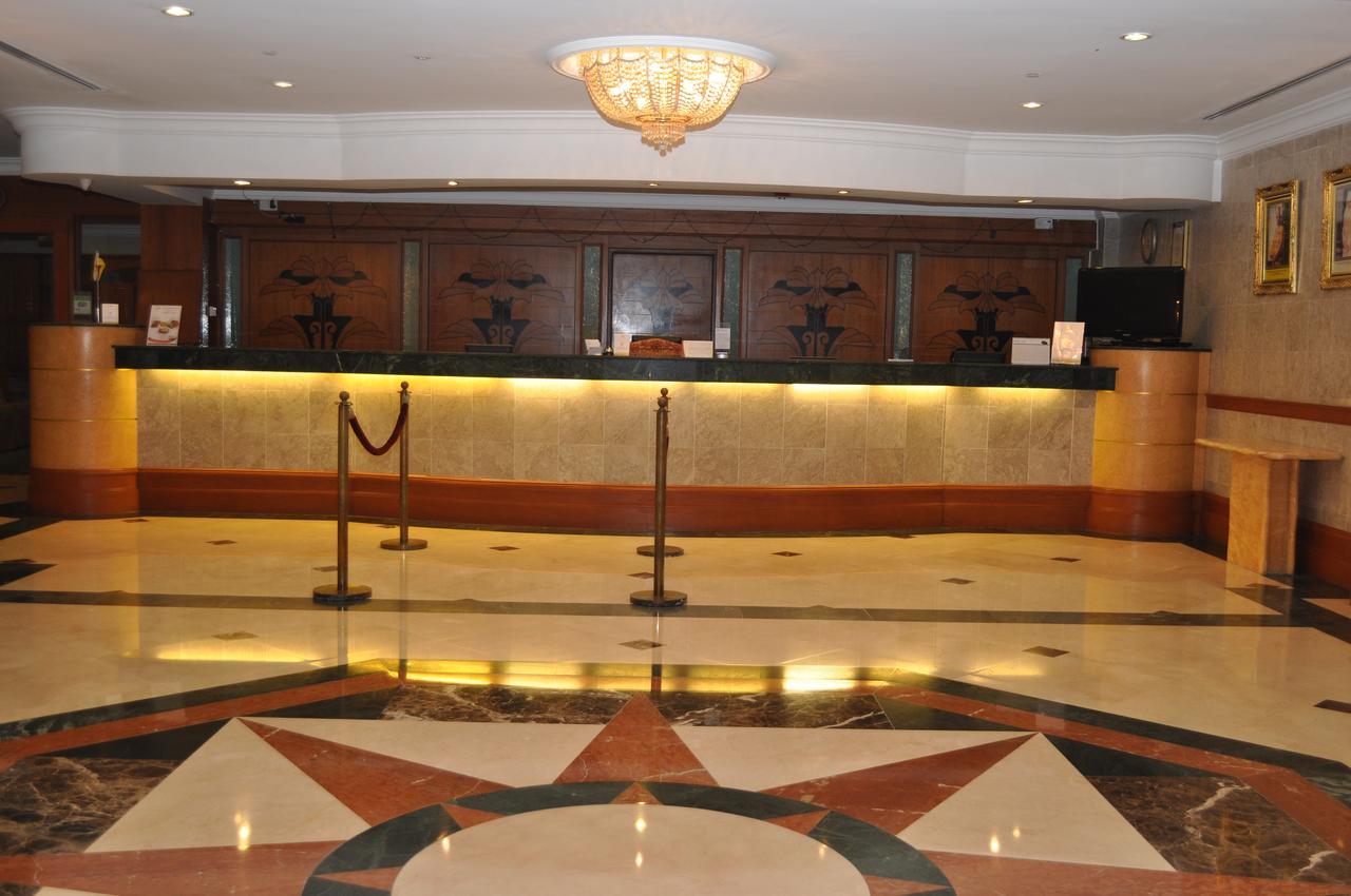 Mulia Hotel Бандар-Сери-Бегаван Экстерьер фото