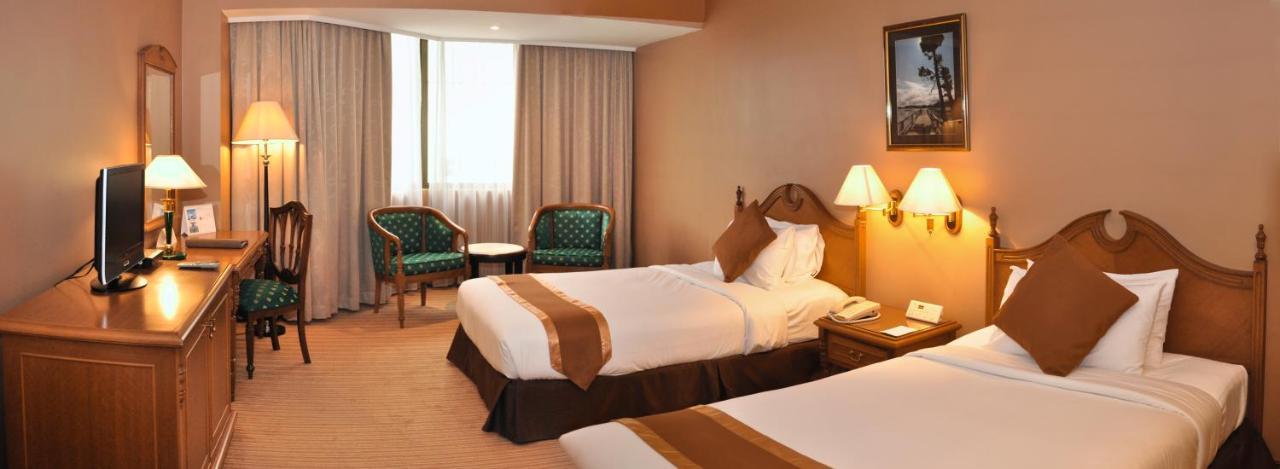 Mulia Hotel Бандар-Сери-Бегаван Экстерьер фото